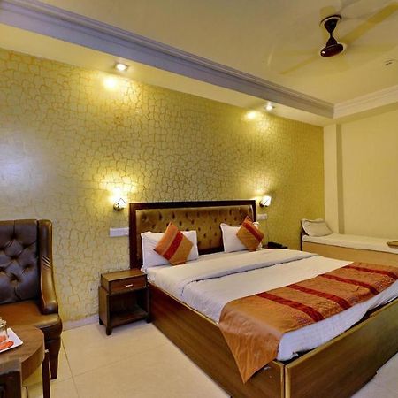 Chandīgarh Hotel Diamond Inn מראה חיצוני תמונה