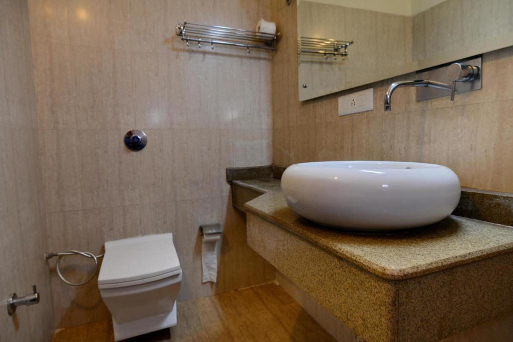 Chandīgarh Hotel Diamond Inn מראה חיצוני תמונה