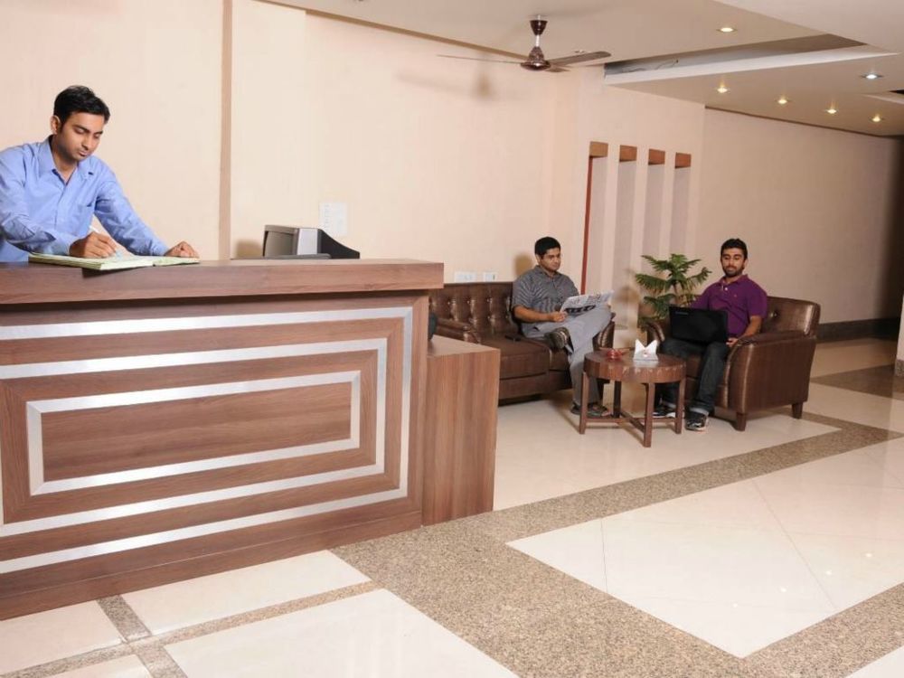 Chandīgarh Hotel Diamond Inn מראה חיצוני תמונה