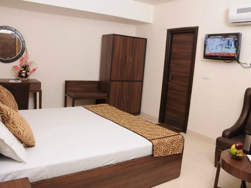 Chandīgarh Hotel Diamond Inn מראה חיצוני תמונה